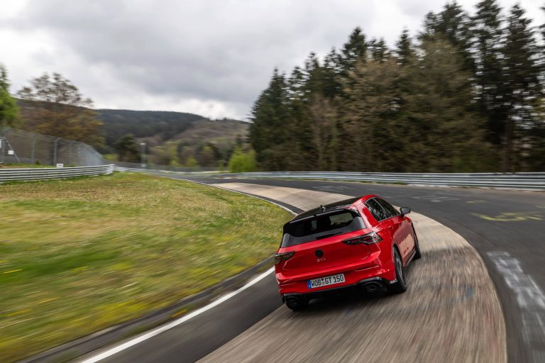 Seguro a terceros ampliado vs todo riesgo con franquicia: cuál compensa según el valor del coche Seguro a terceros ampliado vs todo riesgo con franquicia: cuál compensa según el valor del coche