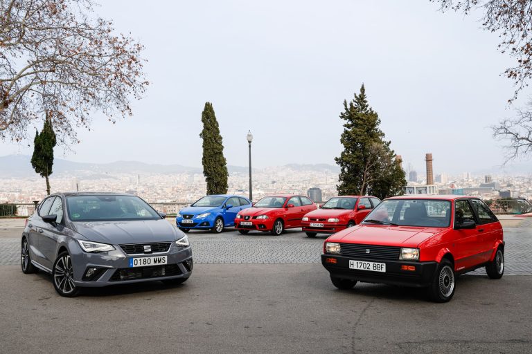 Seguro para coche de segunda mano de más de 10 años: cuándo compensa todo riesgo y cuándo terceros ampliado Seguro para coche de segunda mano de más de 10 años: cuándo compensa todo riesgo y cuándo terceros ampliado
